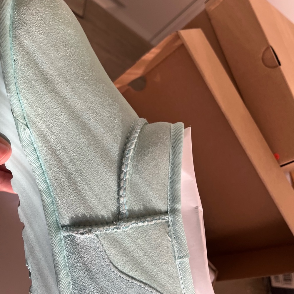 UGG Light Suede Boots - Picture 5 of 5